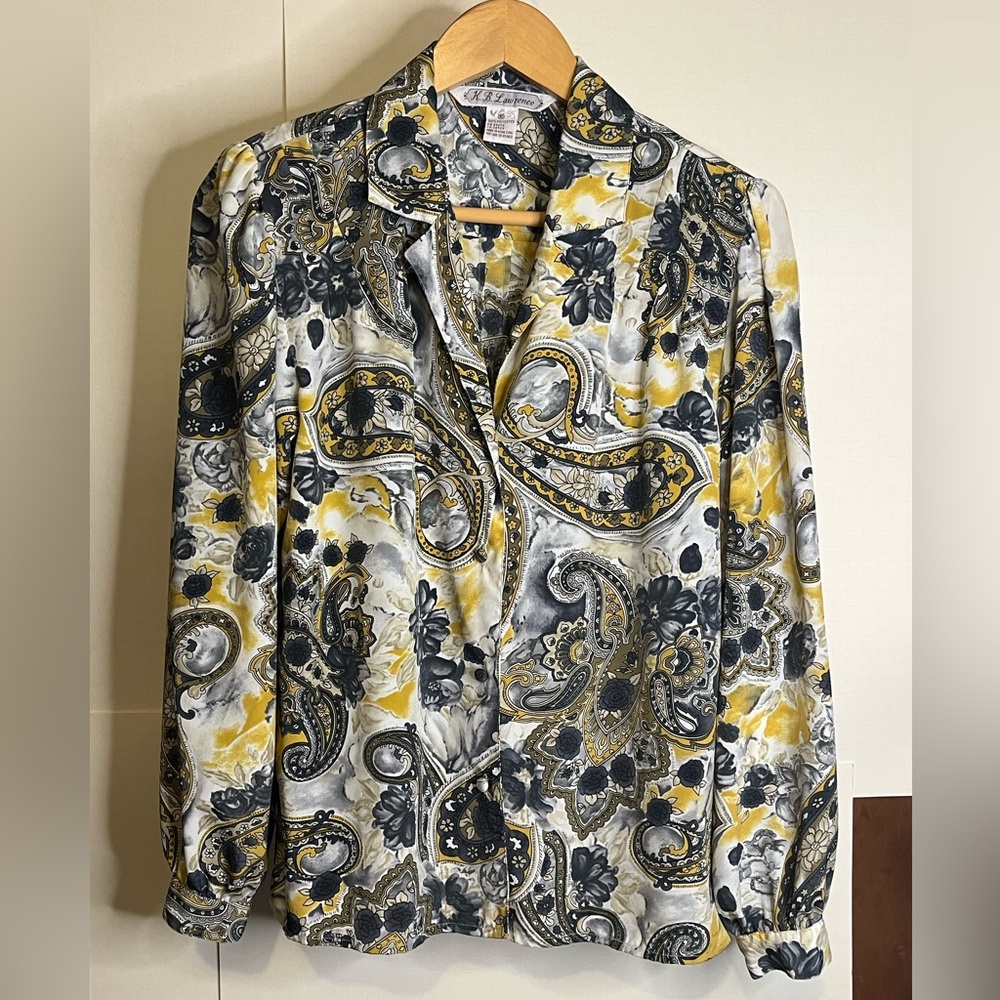 K.B. Lawrence Women’s (VTG 10/Fits S to M) Gray & Yellow Paisley Floral Blouse